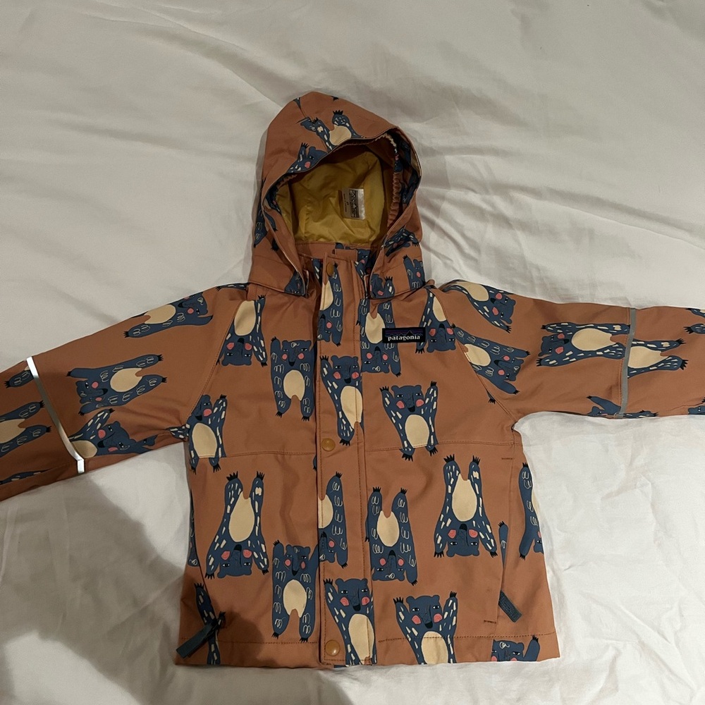 Patagonia 3L torrentshell rain jacket